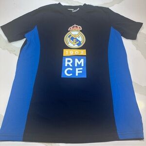 Real Madrid Graphic T-Shirt Boys Size 11-12 Years